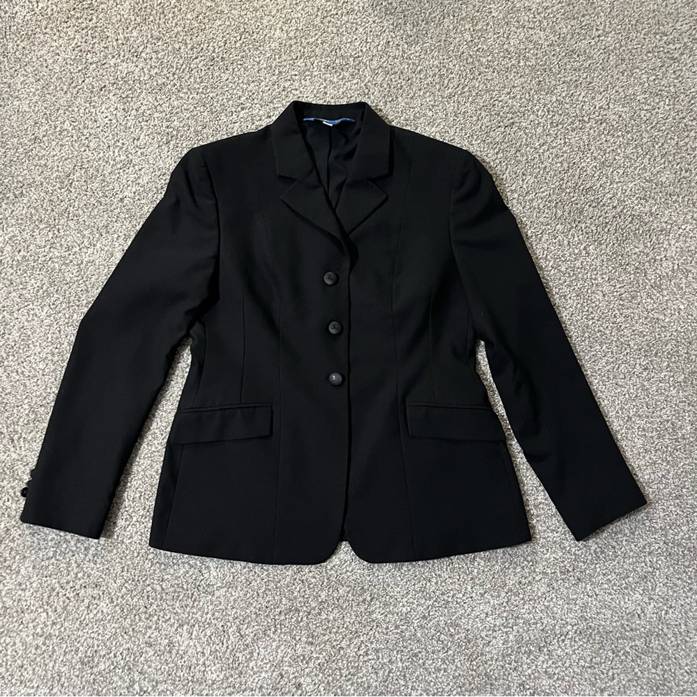 Size 8 short 3 button RJ Classics Black Show Coat Jacket
